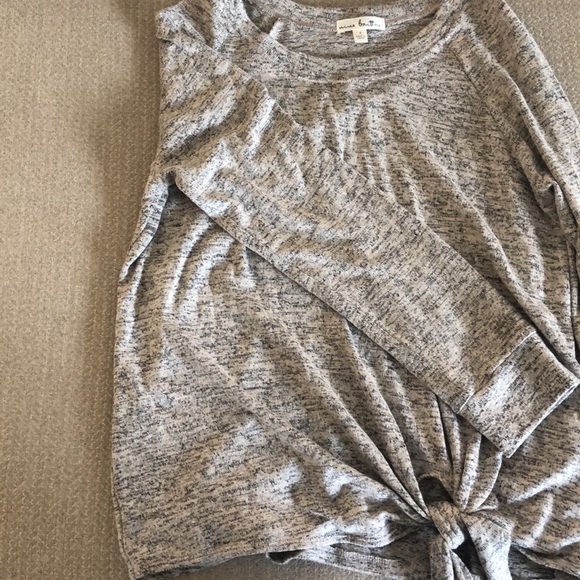 Super soft and light side tie sweater. Worn once! - Picture 4 of 4